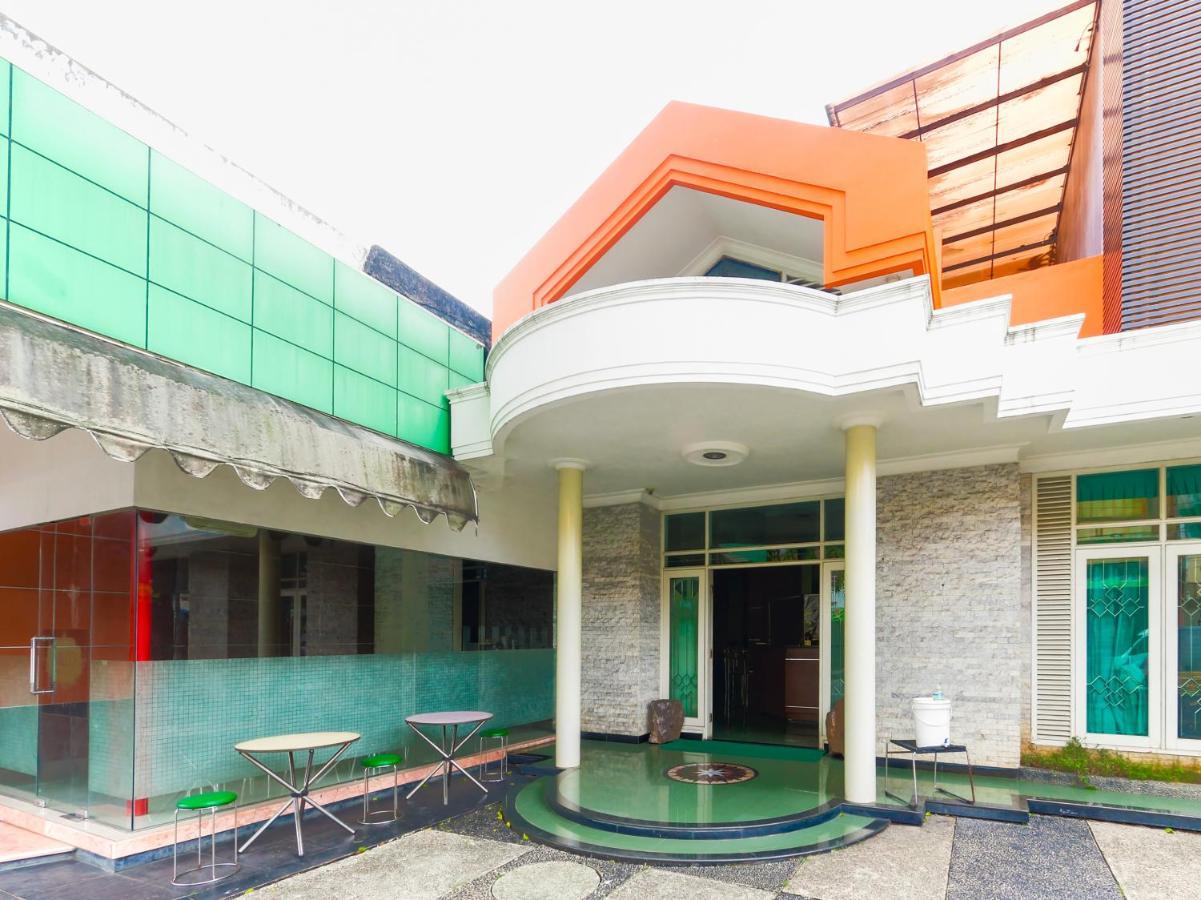 Oyo 90788 Nillo Hotel Kebumen Exterior photo