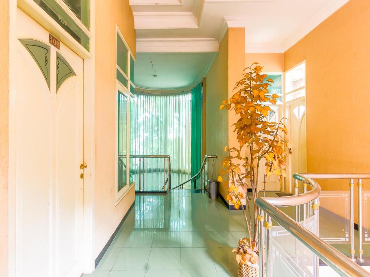 Oyo 90788 Nillo Hotel Kebumen Exterior photo