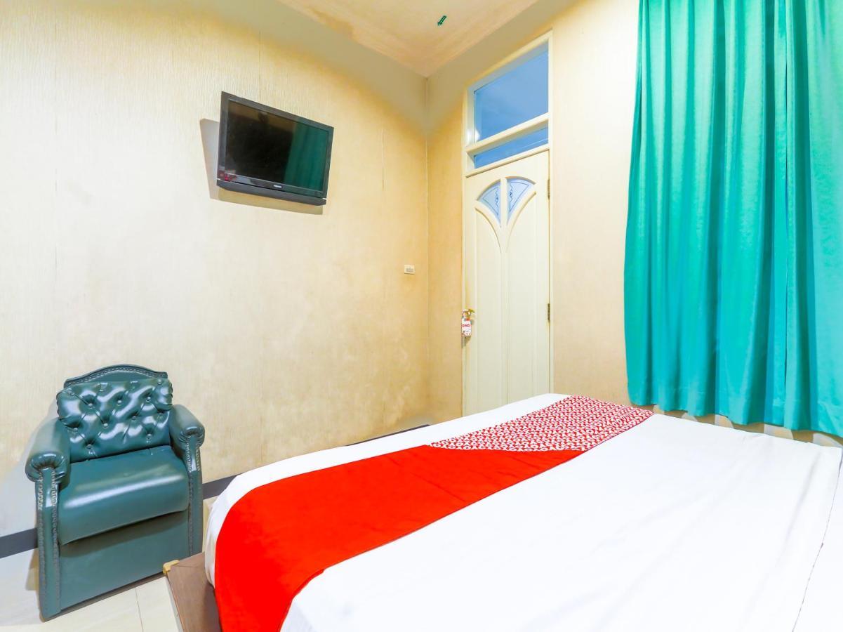 Oyo 90788 Nillo Hotel Kebumen Exterior photo