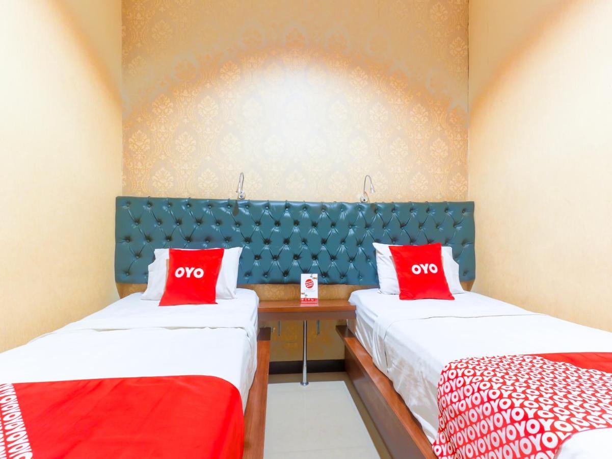 Oyo 90788 Nillo Hotel Kebumen Exterior photo